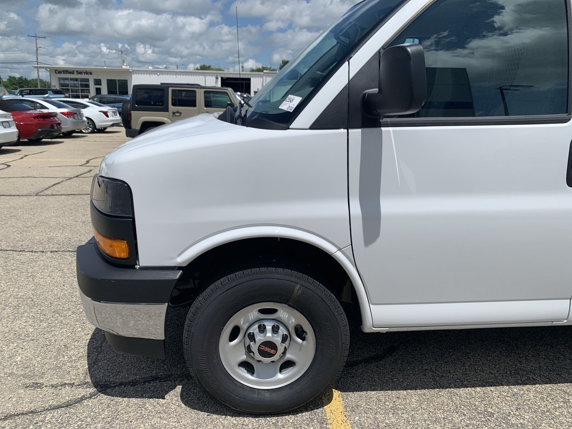 2025 GMC Savana Cargo Work Van - Photo 40
