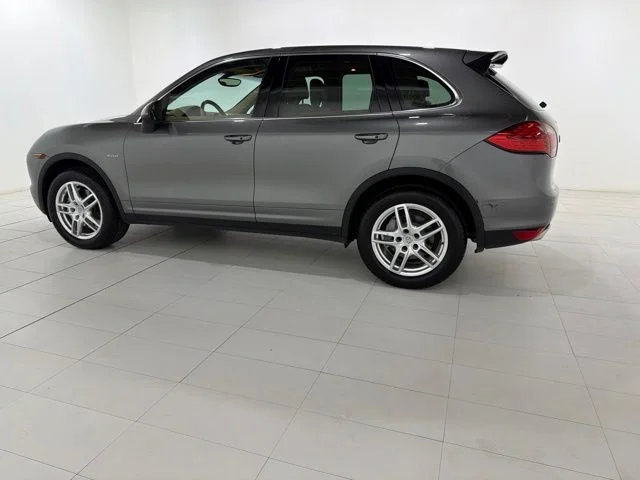 Used 2014 Porsche Cayenne Diesel with VIN WP1AF2A22ELA83269 for sale in Rochelle Park, NJ
