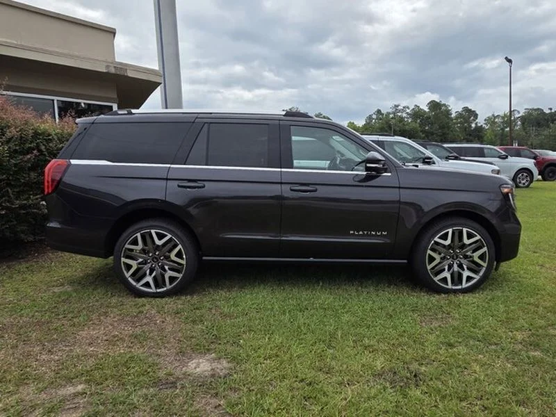 New 2026 Dark Matter Gray Metallic Ford Platinum® image 10