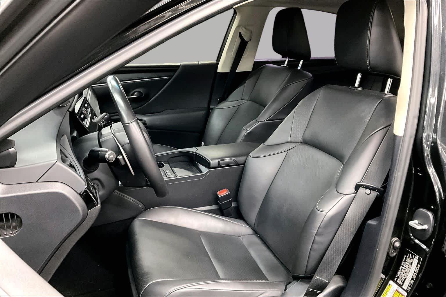 Certified Used 2024 GRAPHITE BLACK GF. Lexus  image 8