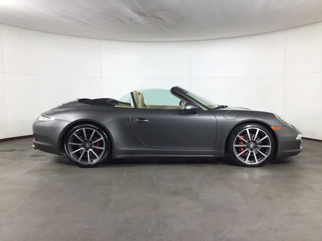 Certified Used 2015  Porsche Carrera 4S image 8