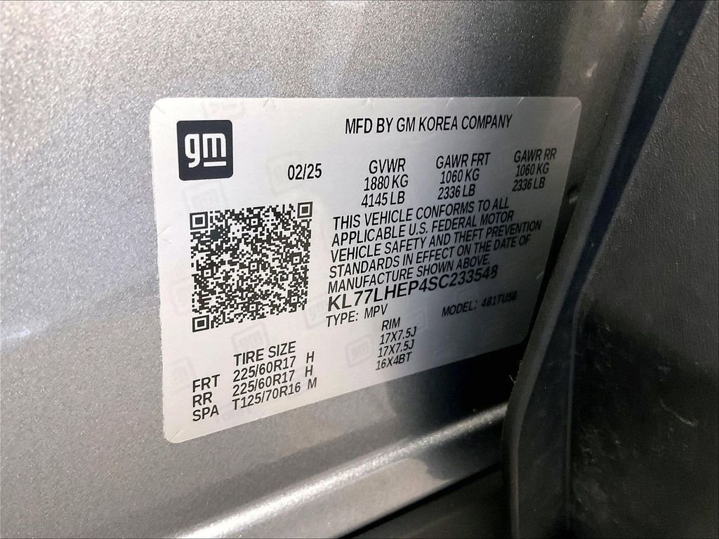 Used 2025 Gray Chevrolet LT image 36