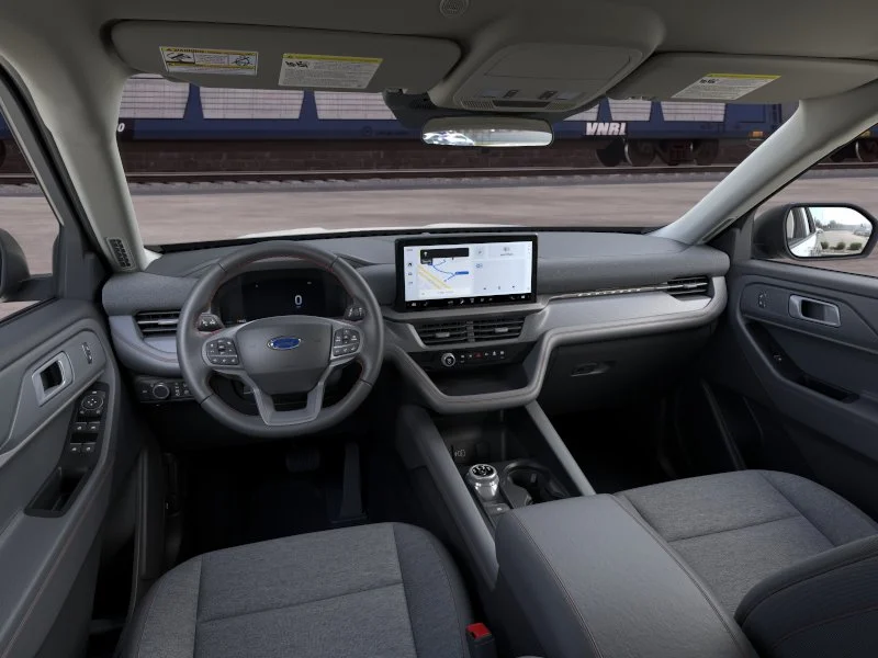 New 2026 Star White Metallic Tri-Coat Ford Active image 9