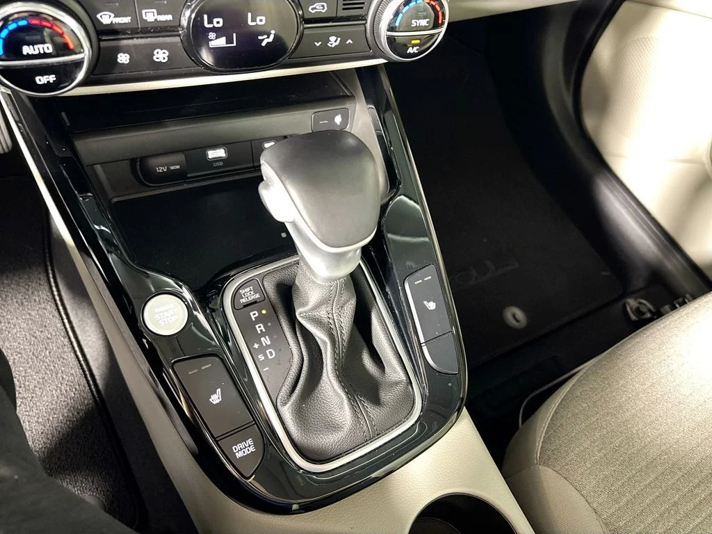 Used 2023 Green Kia EX image 18