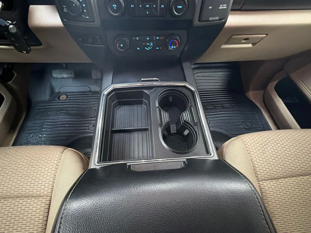 Used 2019 Black Metallic Ford XLT image 20