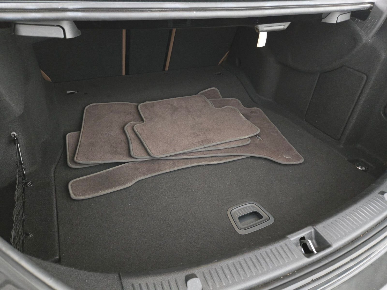 Used 2019 Black Mercedes-Benz E 300 image 15