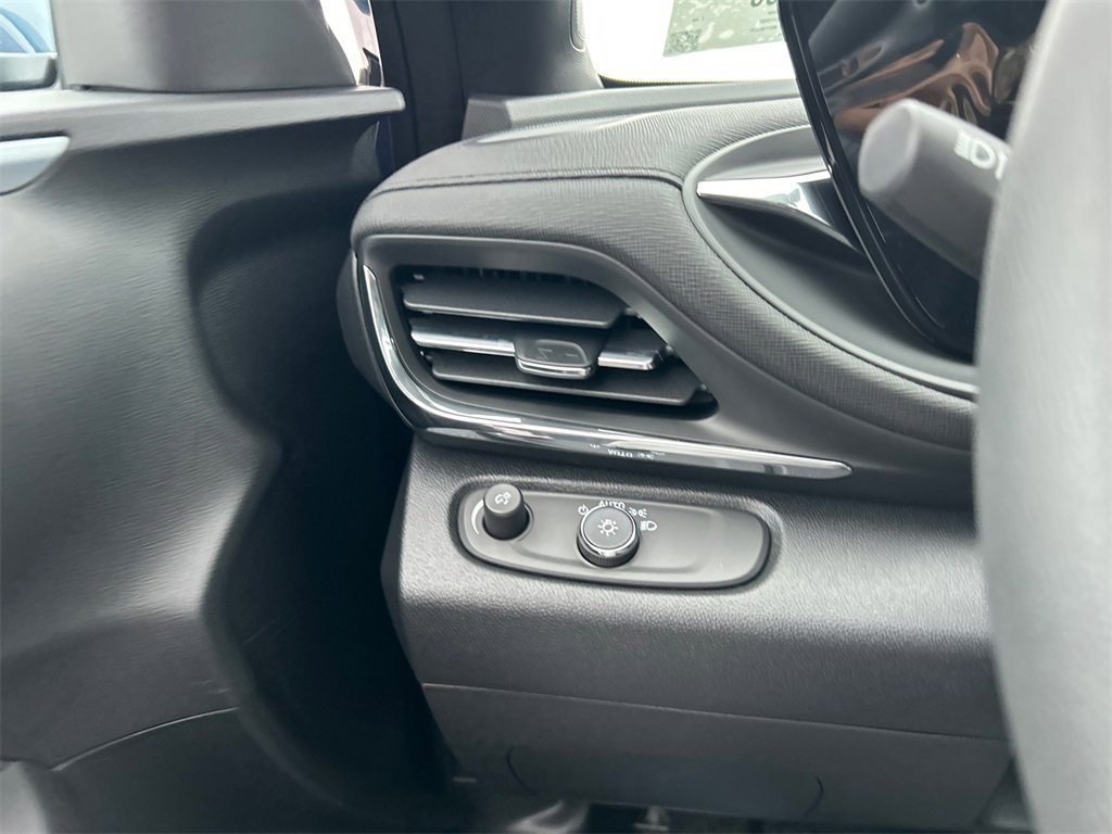 2026 BUICK ENVISTA - Image 16