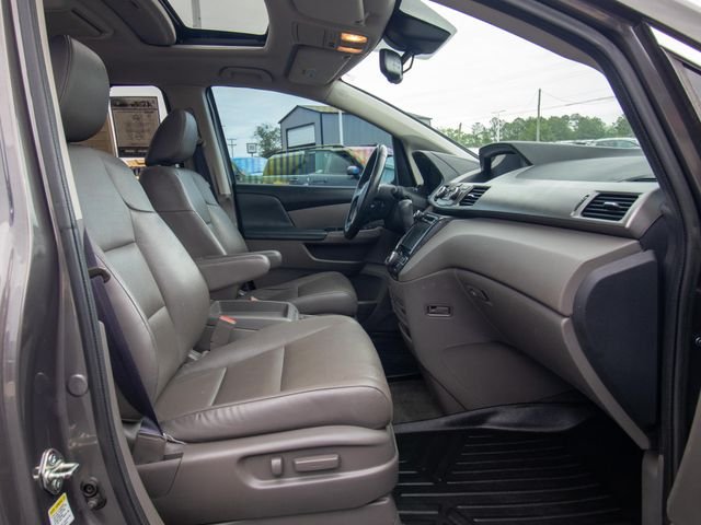 2016 Honda Odyssey Touring - Photo 18