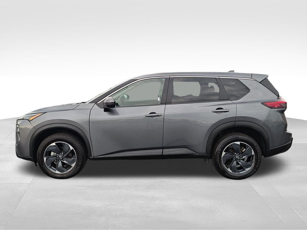Used 2025 Gray Nissan SV image 2