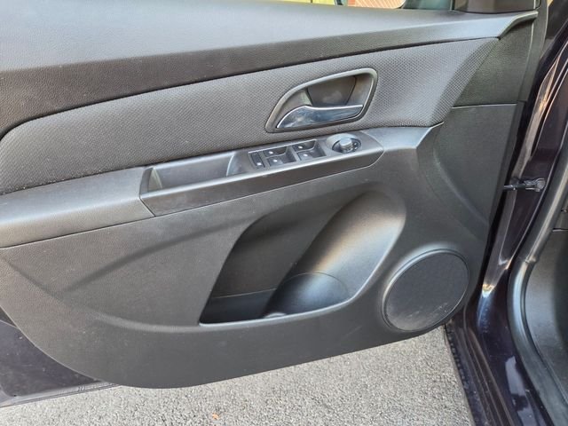 Used 2014 Blue Chevrolet 1LT image 11