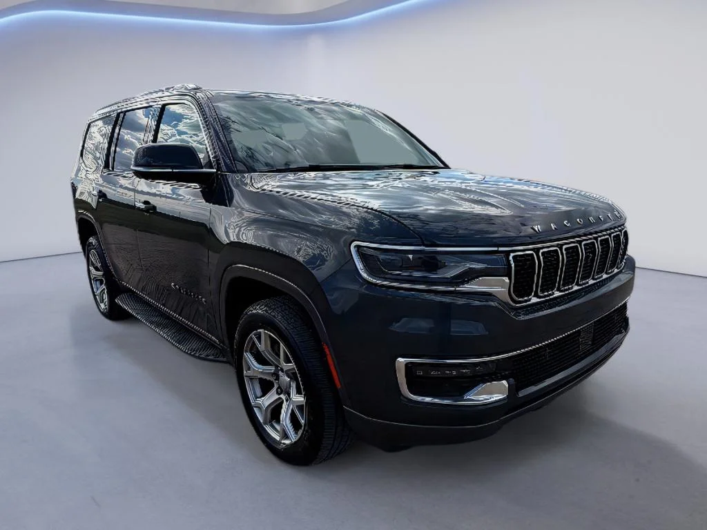 Used 2022 Baltic Gray Metallic Clearcoat Jeep Series I image 11