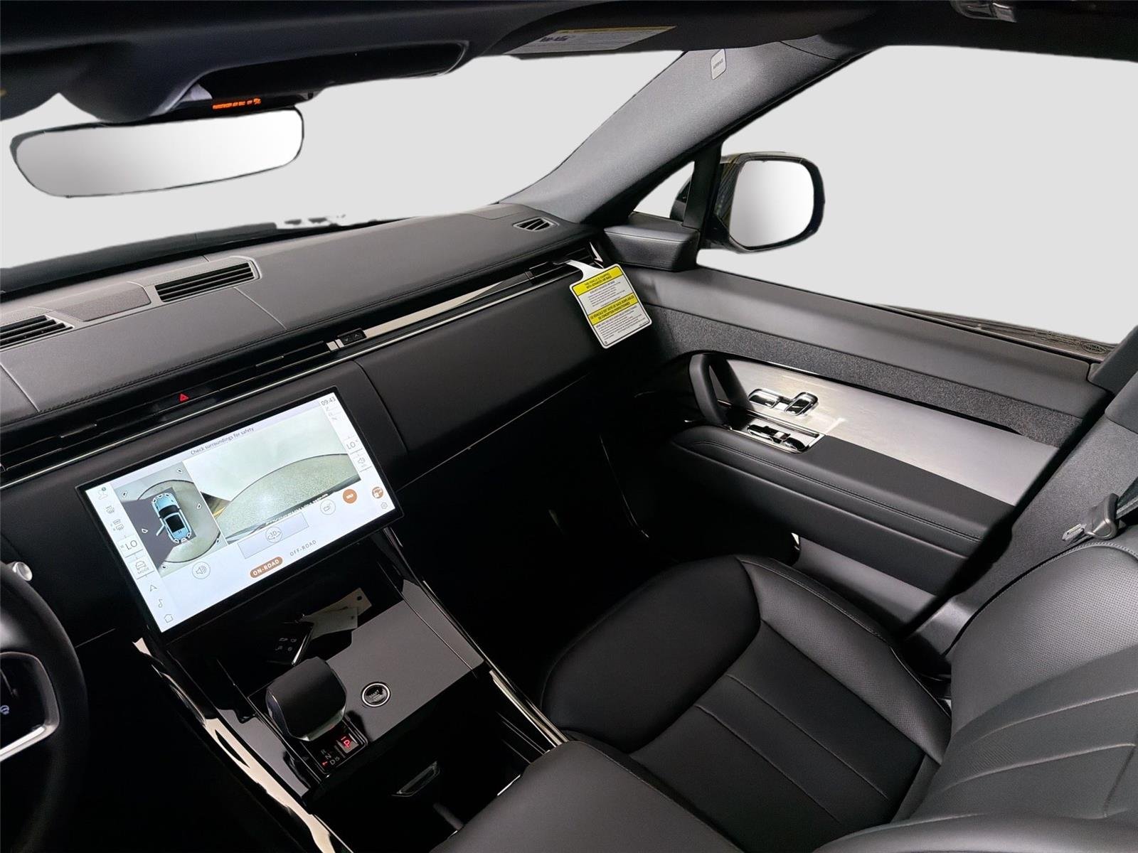 New 2026 Borasco Grey Land Rover SE P360 image 22