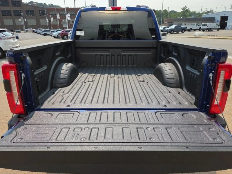 New 2026 Blue Ford XLT image 9