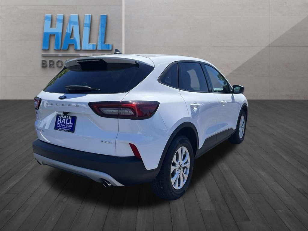 Used 2025 White Ford Active image 5
