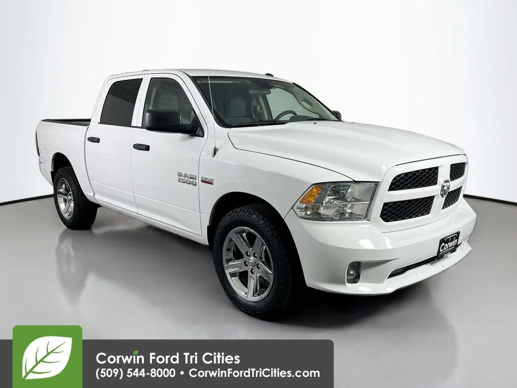 2018 RAM 1500 Express 4x4 Crew Cab 5'7's photo