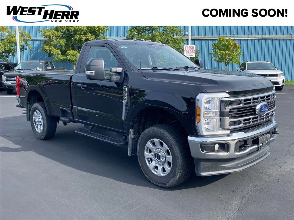 Used 2024 Agate Black Ford XLT image 1
