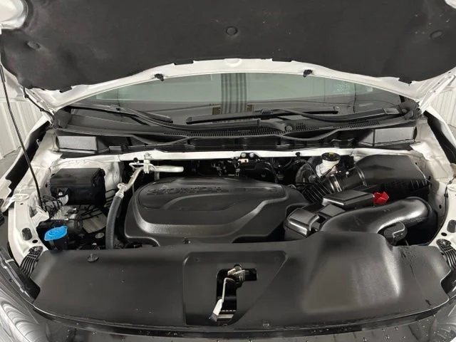 Used 2025 White Honda Sport-L image 31
