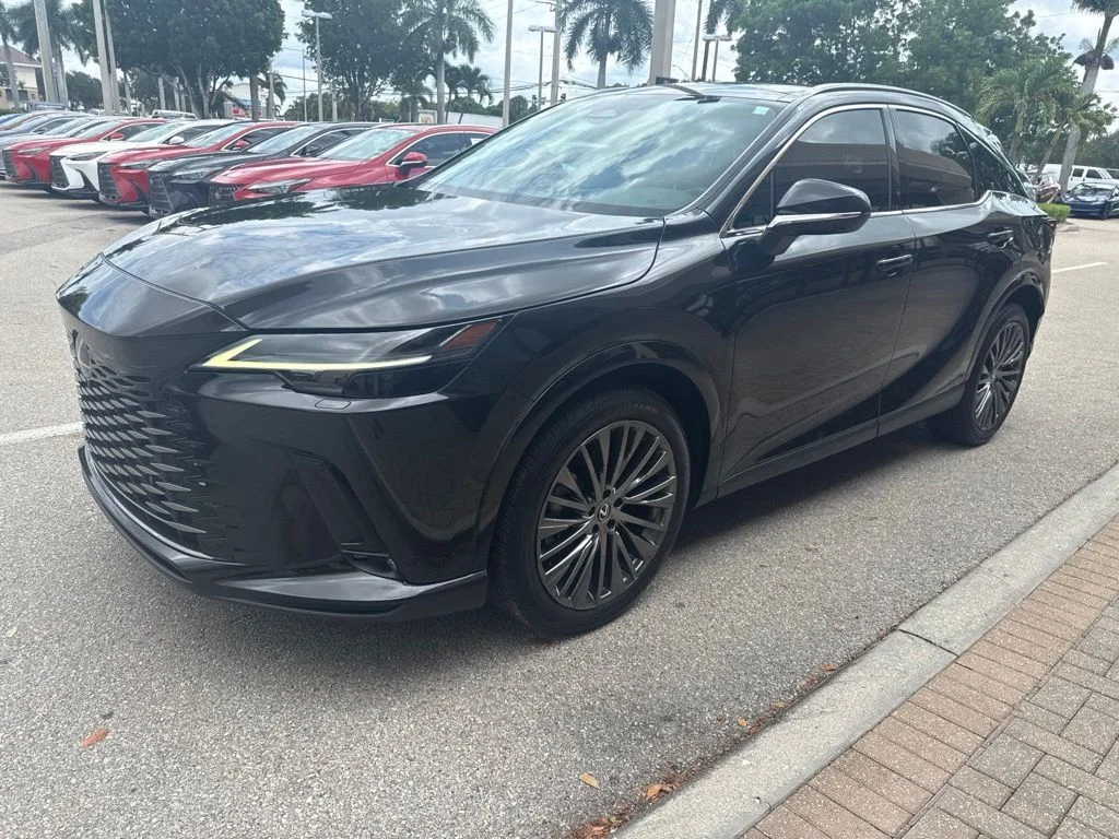 Certified Used 2023 Black Lexus 350 Luxury image 3