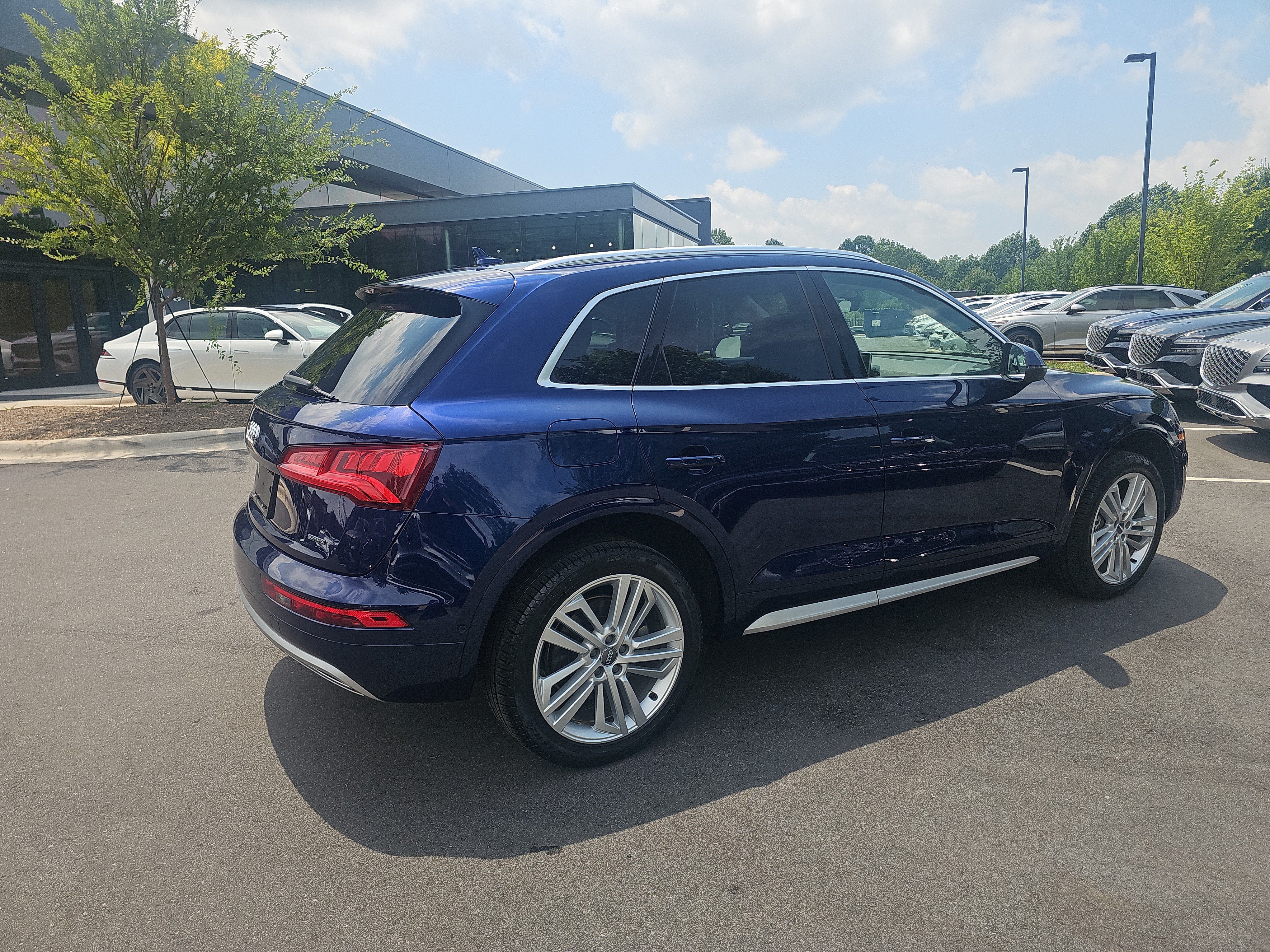 Used 2020  Audi Prestige image 5