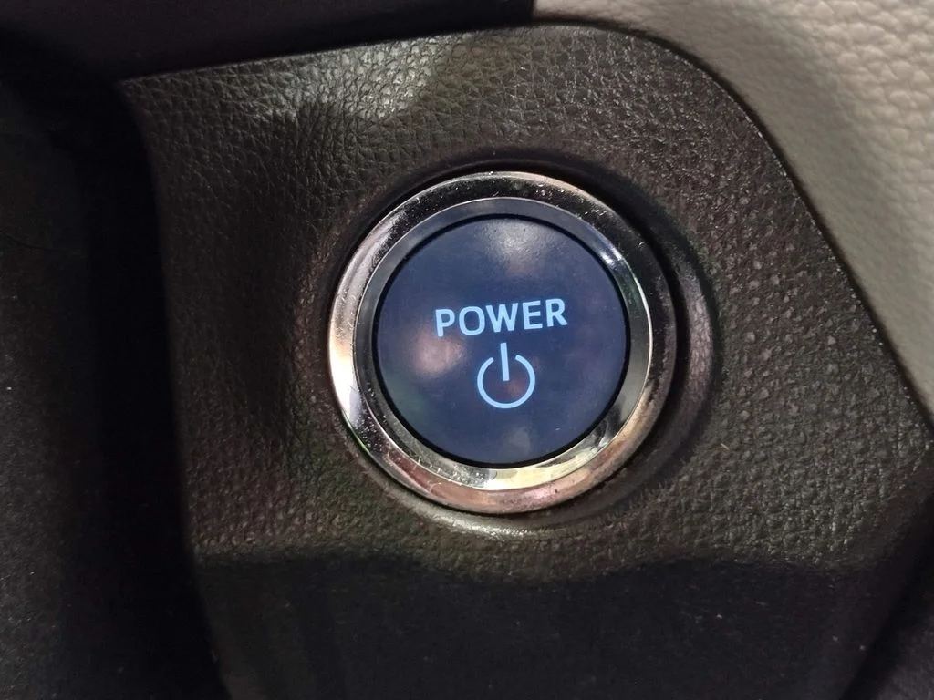 Used 2019 Blue Toyota XLE image 38