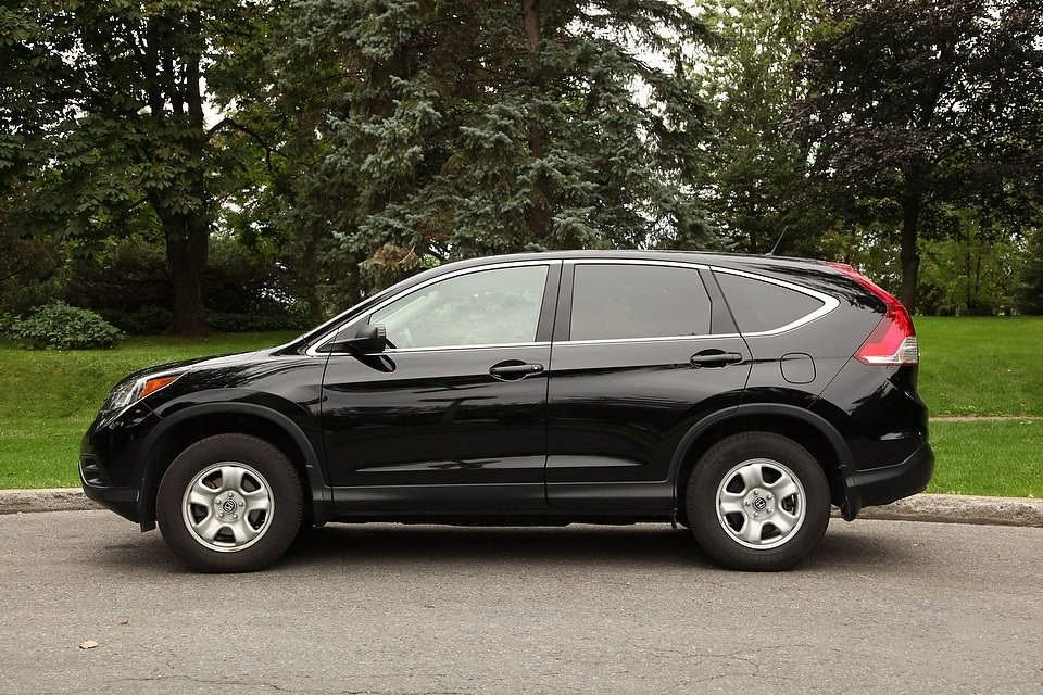 Used 2013  Honda LX image 4