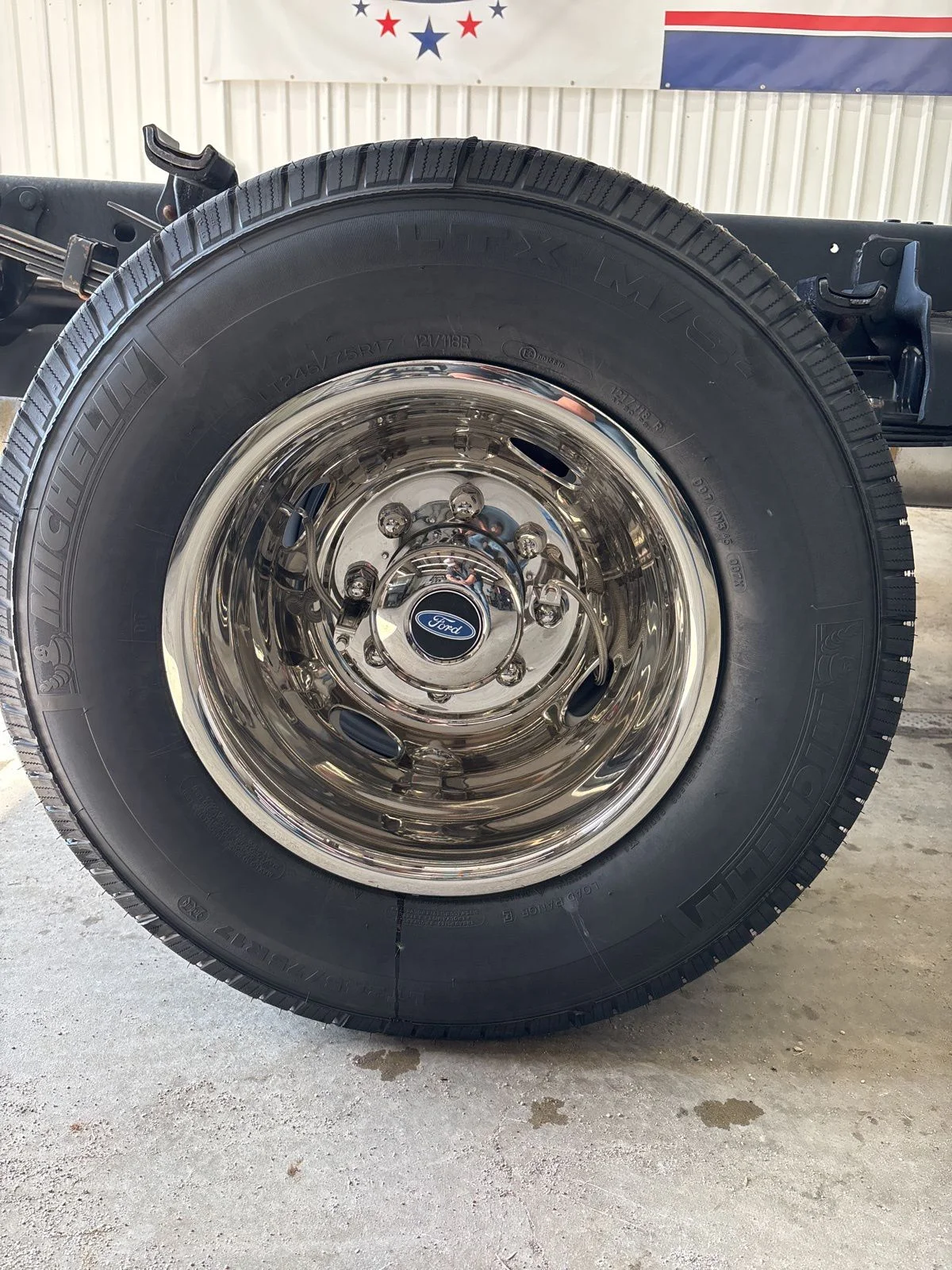 New 2026 Oxford White Ford F-350® XL image 17