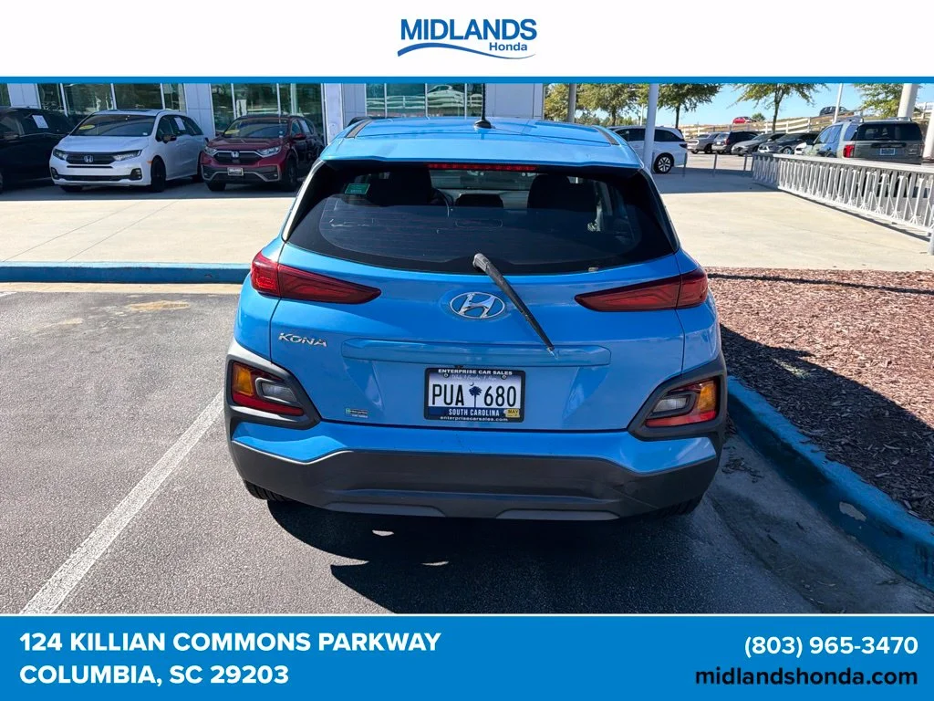 Used 2020 Surf Blue Hyundai SE image 4