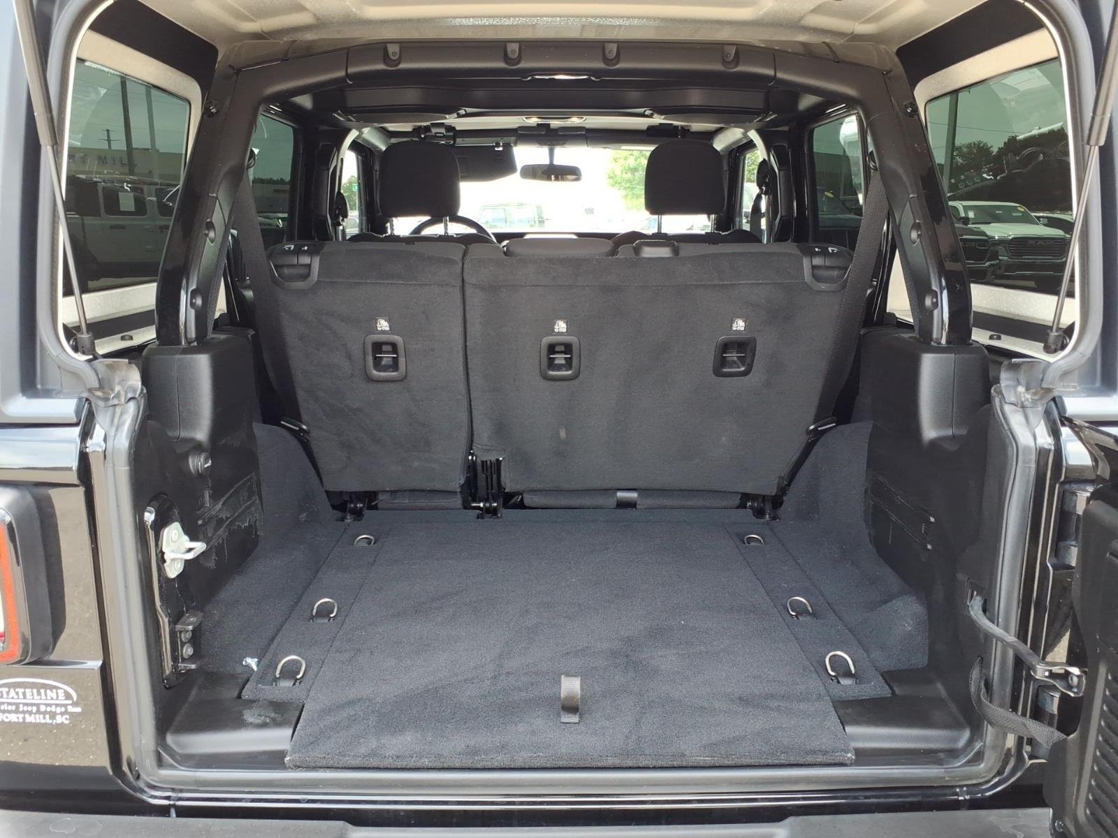 Used 2022 Black Clearcoat Jeep Unlimited Sport Altitude image 32