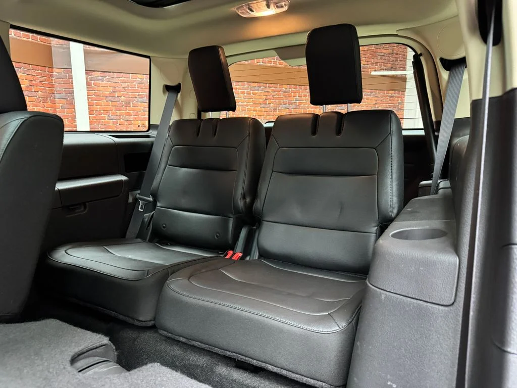 Used 2019 Magnetic Ford SEL image 28