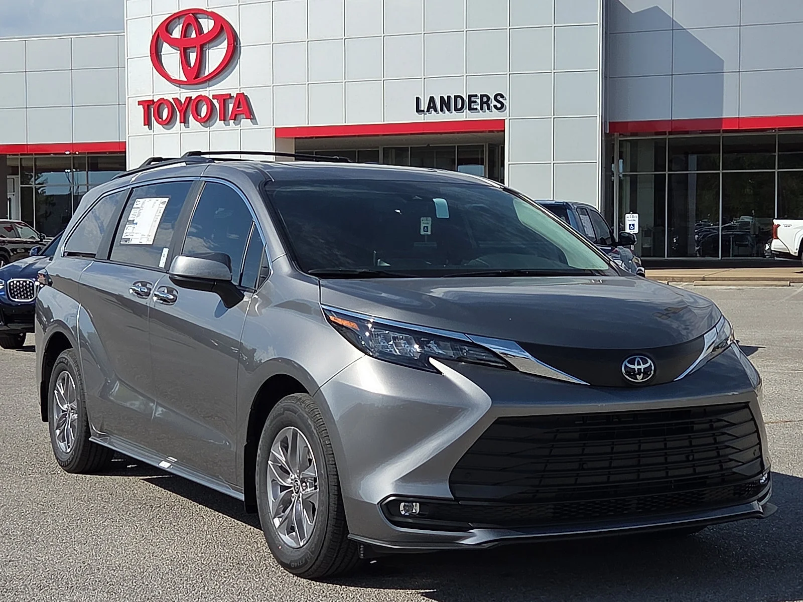 2026 Toyota Sienna XLE