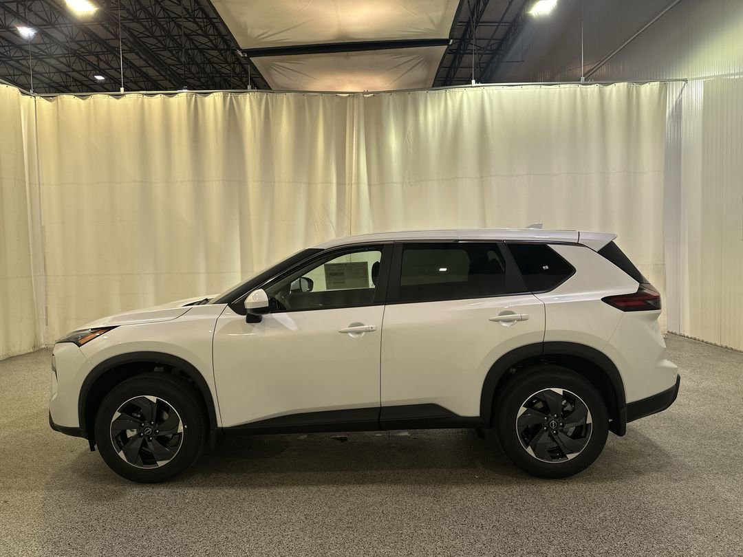 2026 Nissan Rogue SV - Photo 6
