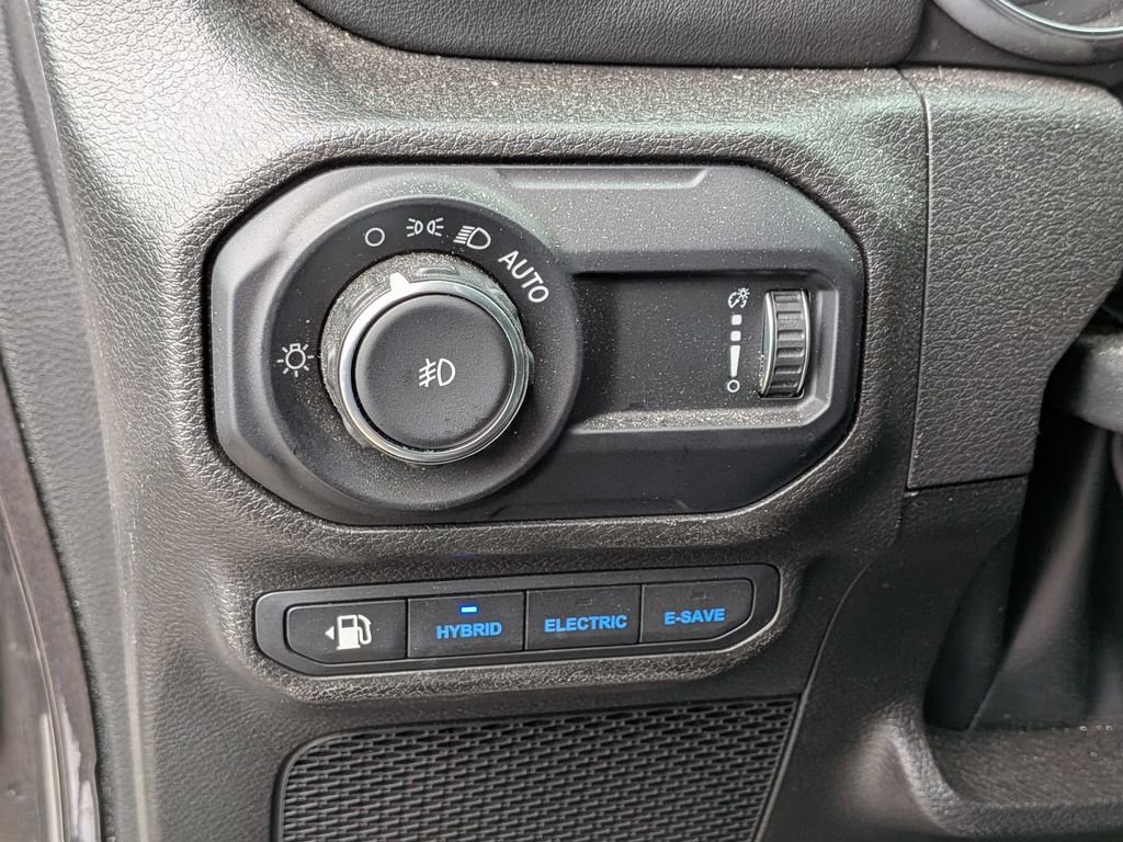 Used 2023 Gray Jeep Sahara 4xe image 15
