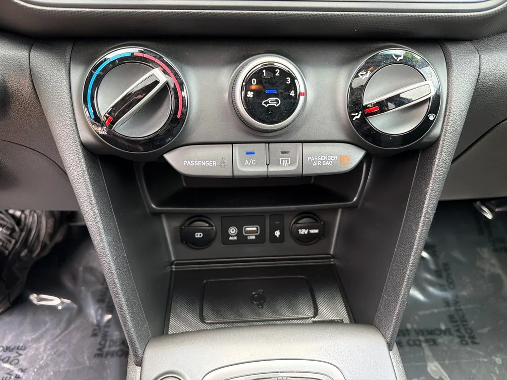 2020 Hyundai Kona SEL Plus - Photo 29