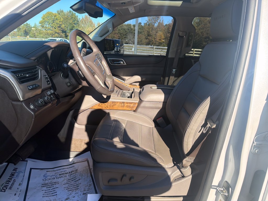 Used 2016 White GMC Denali image 14