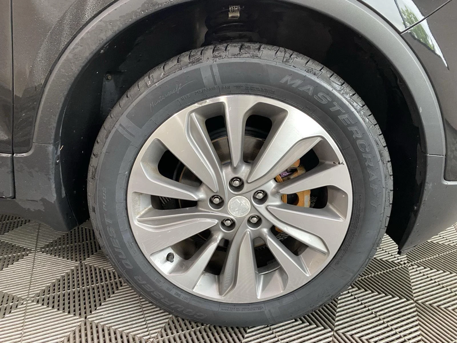 Used 2020 Ebony Twilight Metallic Buick Preferred image 9