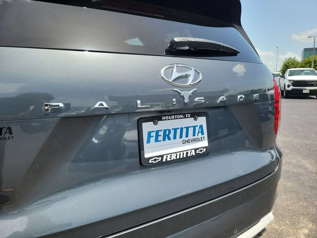 Used 2021 Gray Hyundai Limited image 31