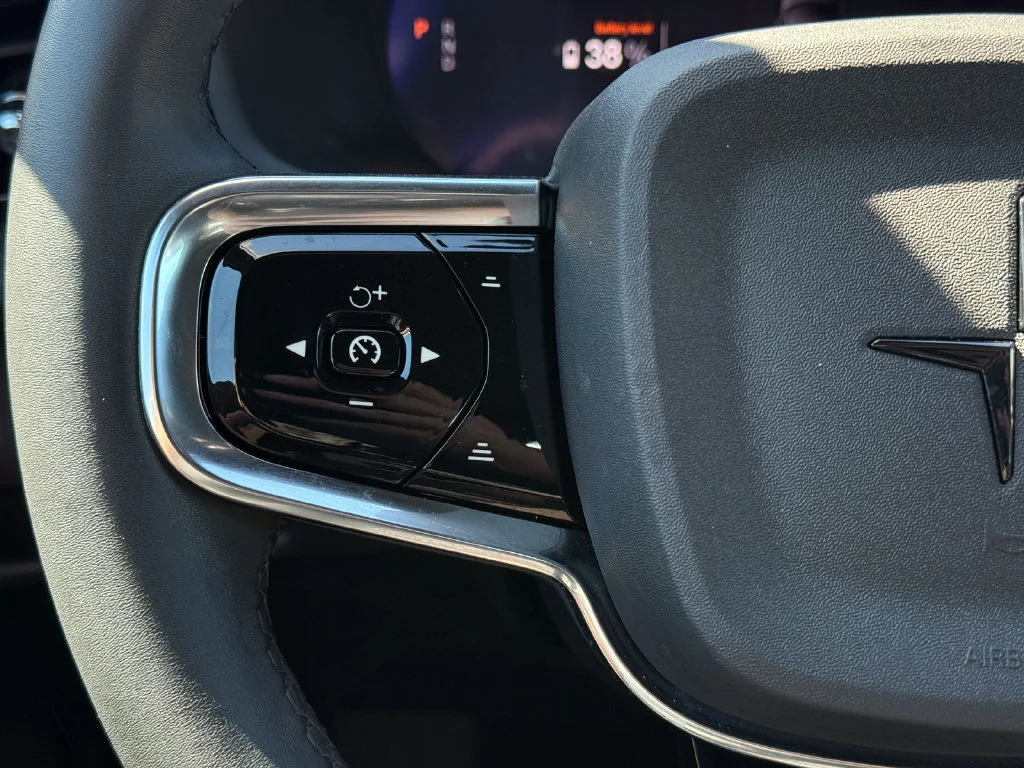 Used 2024  POLESTAR NA image 8
