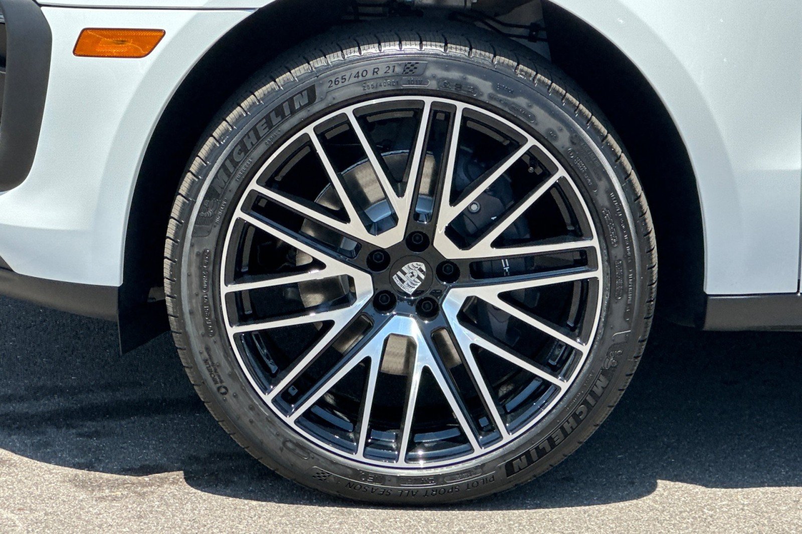 New 2026 White Porsche  image 27