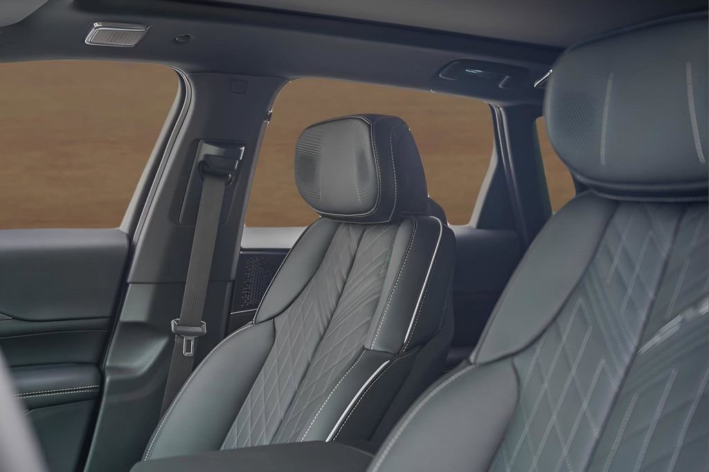 2026 Cadillac LYRIQ V Premium - Photo 23