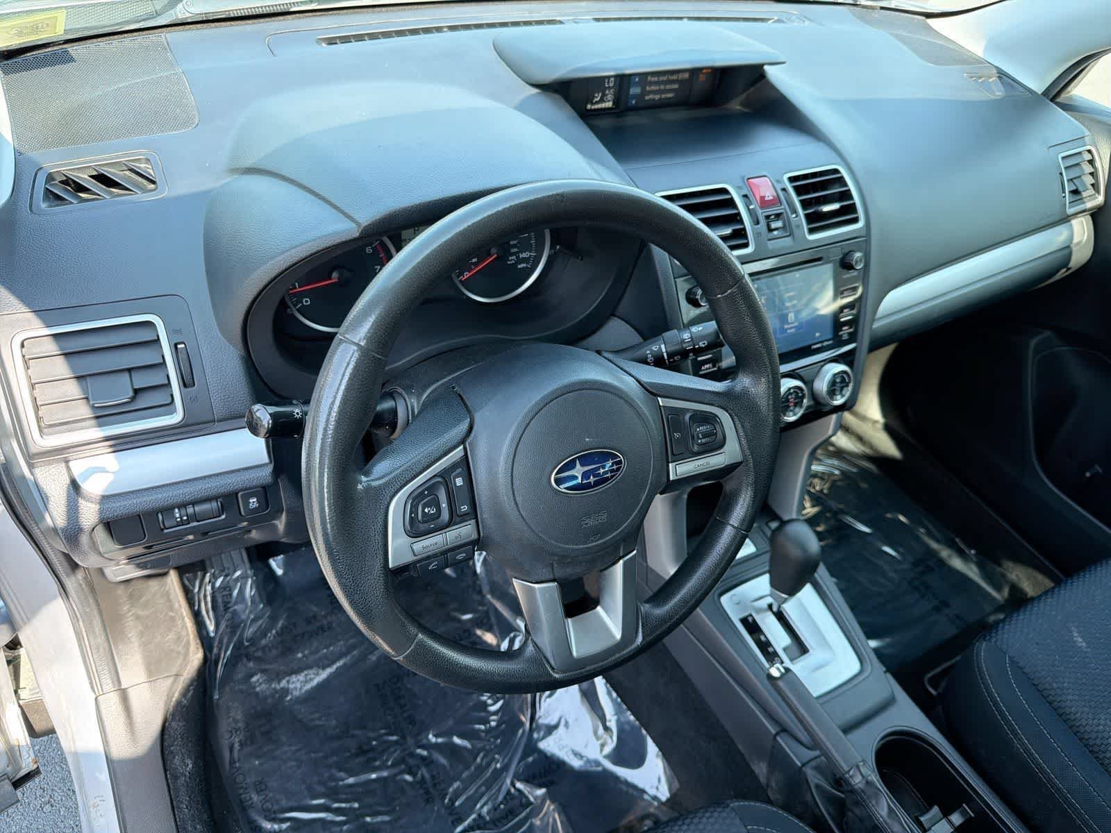 Used 2017 Ice Silver Metallic Subaru Premium image 10