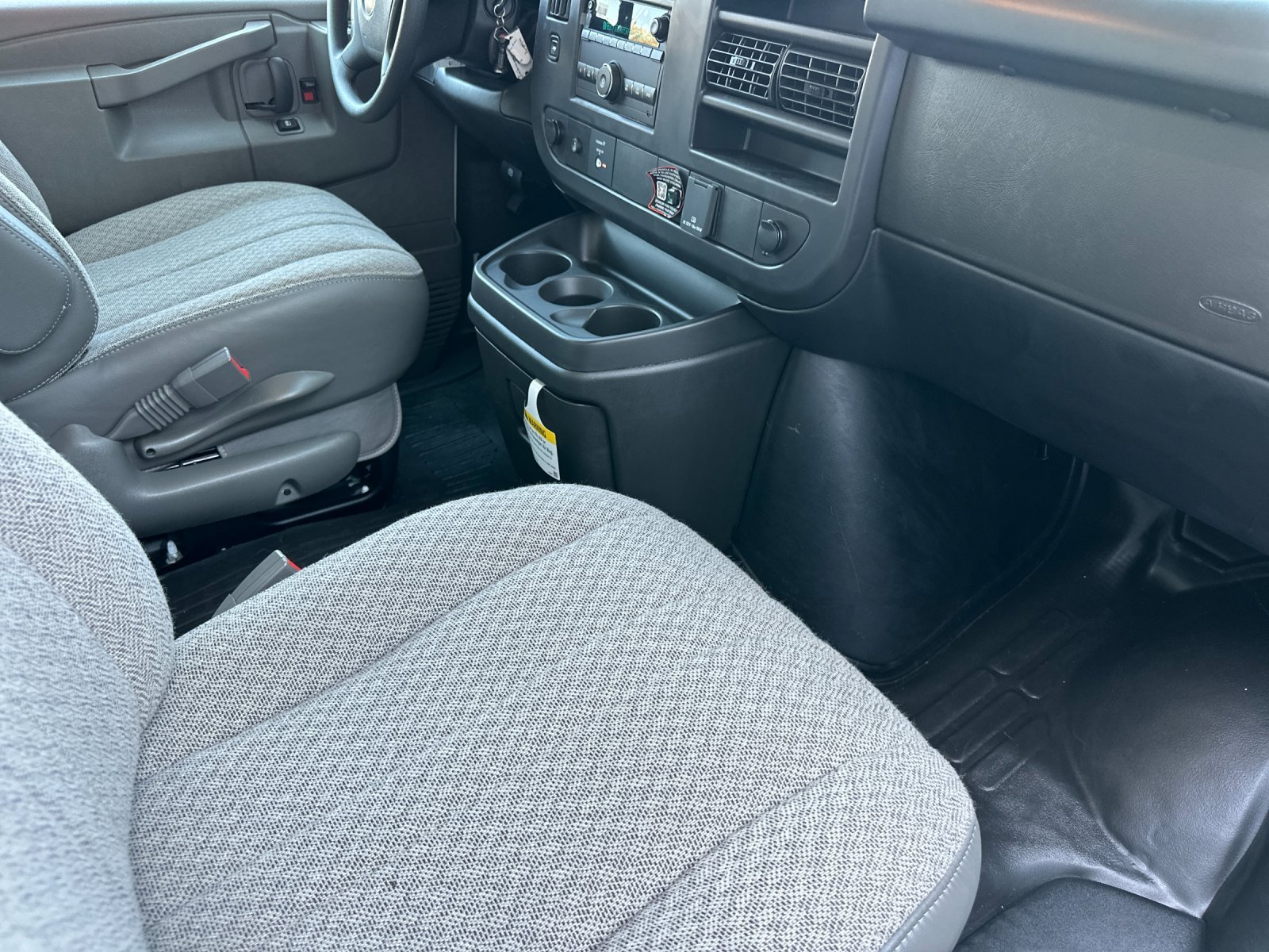 2026 Chevrolet Express Cargo Work Van - Photo 14