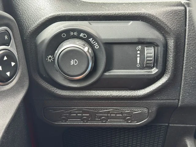 Used 2024 Red Jeep Sport S image 23