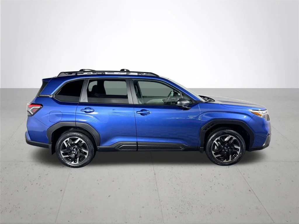 New 2026 DAYBREAK BLUE PEARL Subaru Limited image 5
