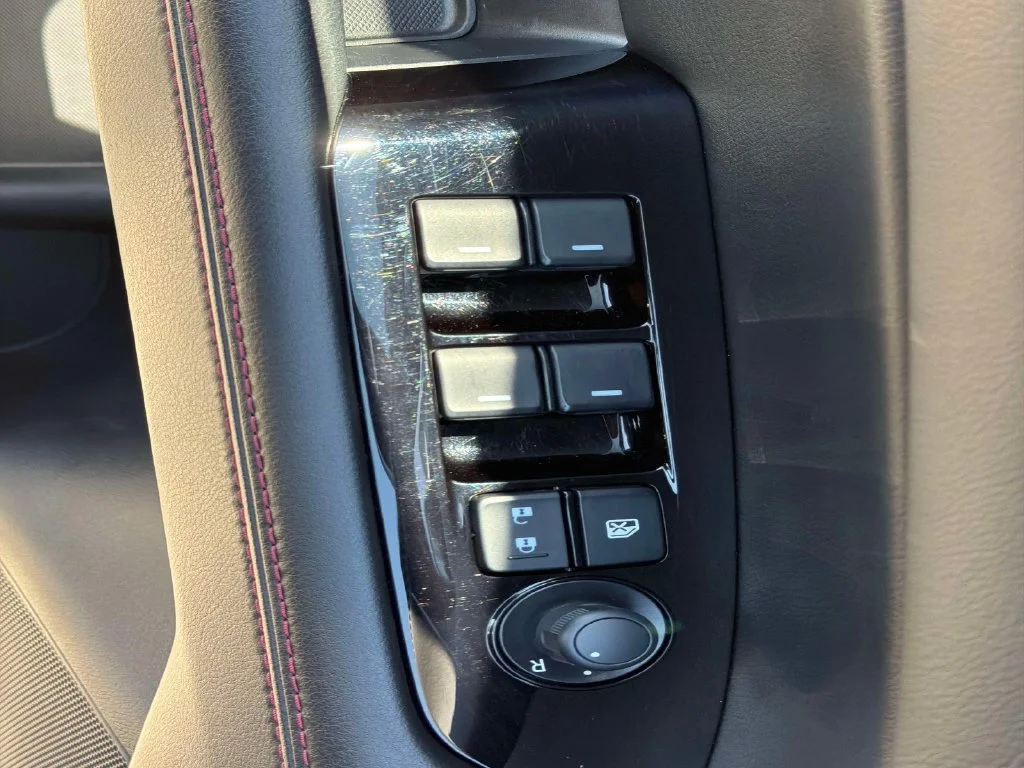 Used 2025 Gray Mazda 2.5 S Carbon Edition image 19