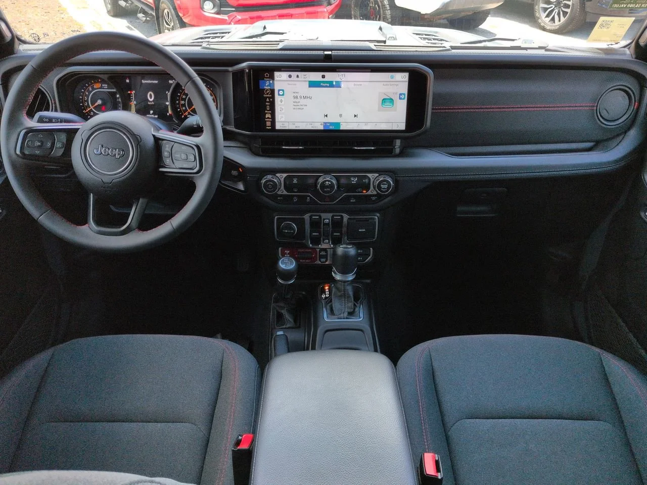 Used 2024 Anvil Clear Coat Jeep Rubicon image 15
