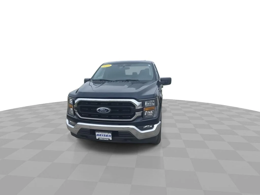 Used 2023 Blue Ford XLT image 3