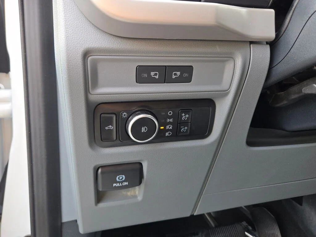Used 2023 White Ford XLT image 22