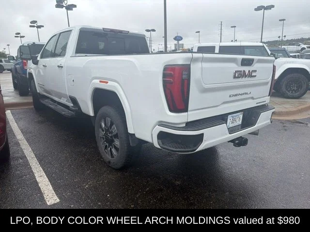 Used 2024 White GMC Denali image 6