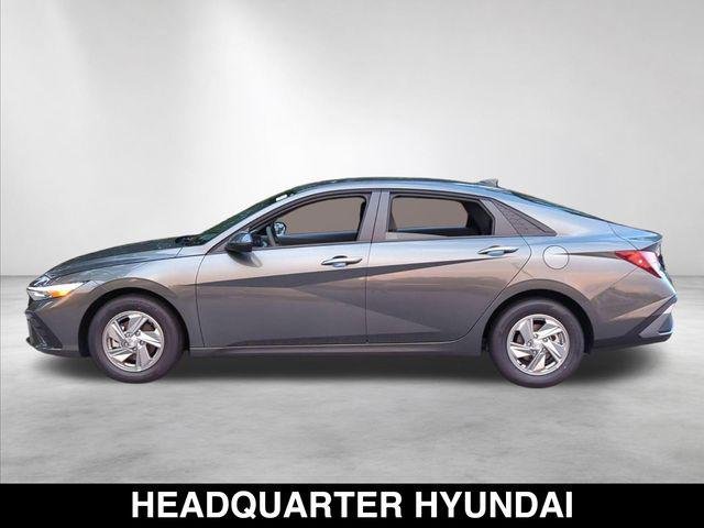 New 2026 Gray Hyundai SE image 7