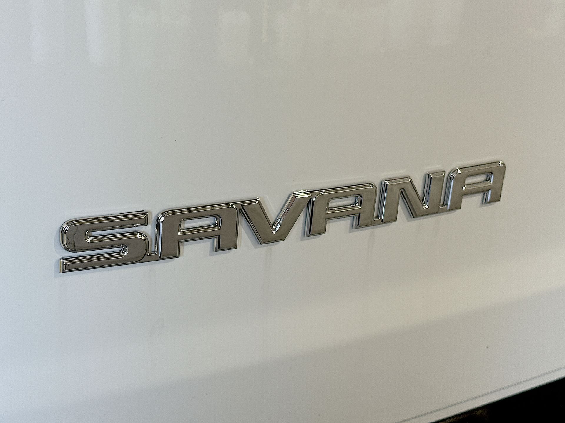 2025 GMC Savana Cargo Work Van - Photo 27